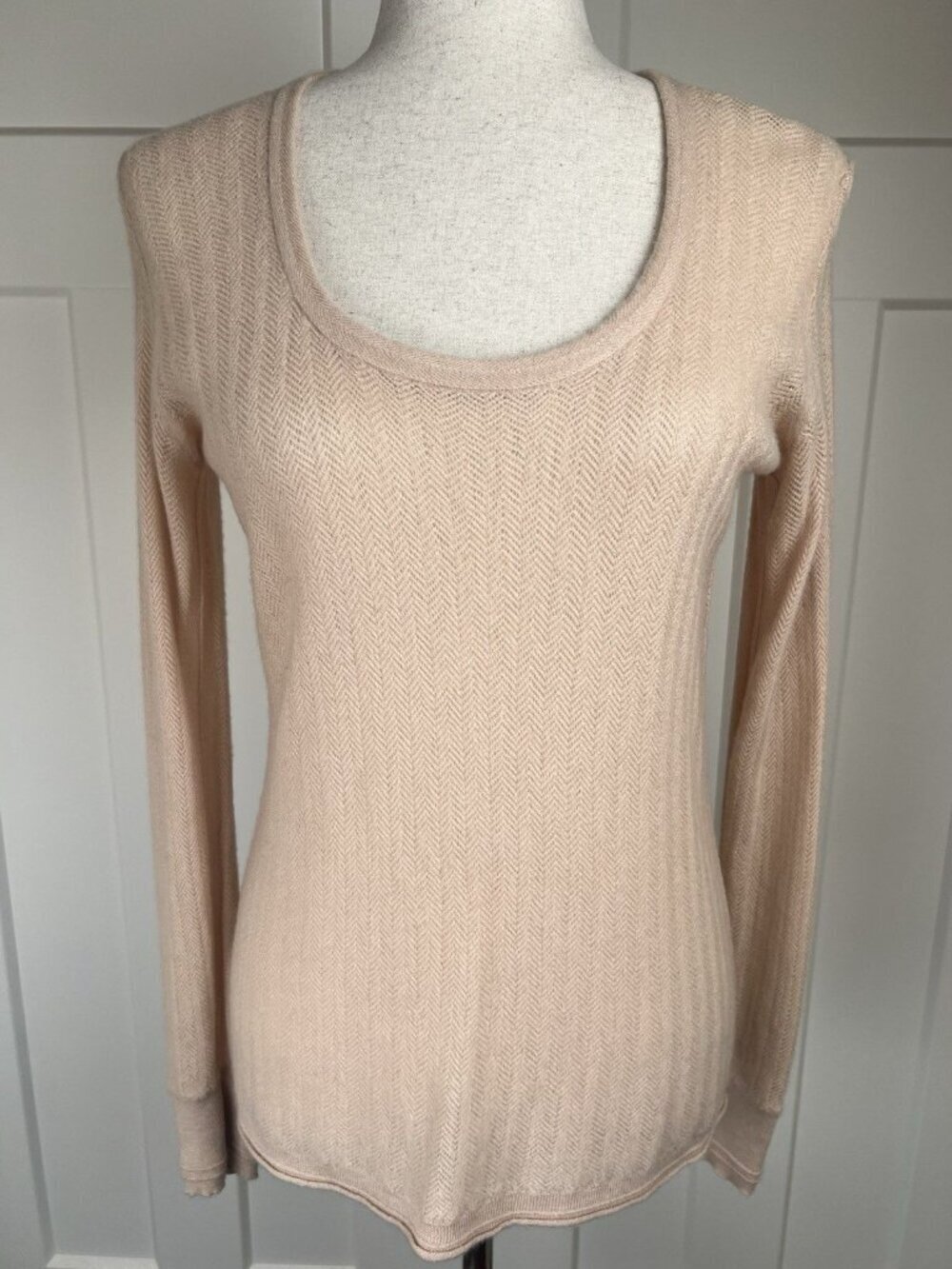 Rag & Bone 100% Cashmere Sweater Small Herringbone Knit Peach Beige Luxury
